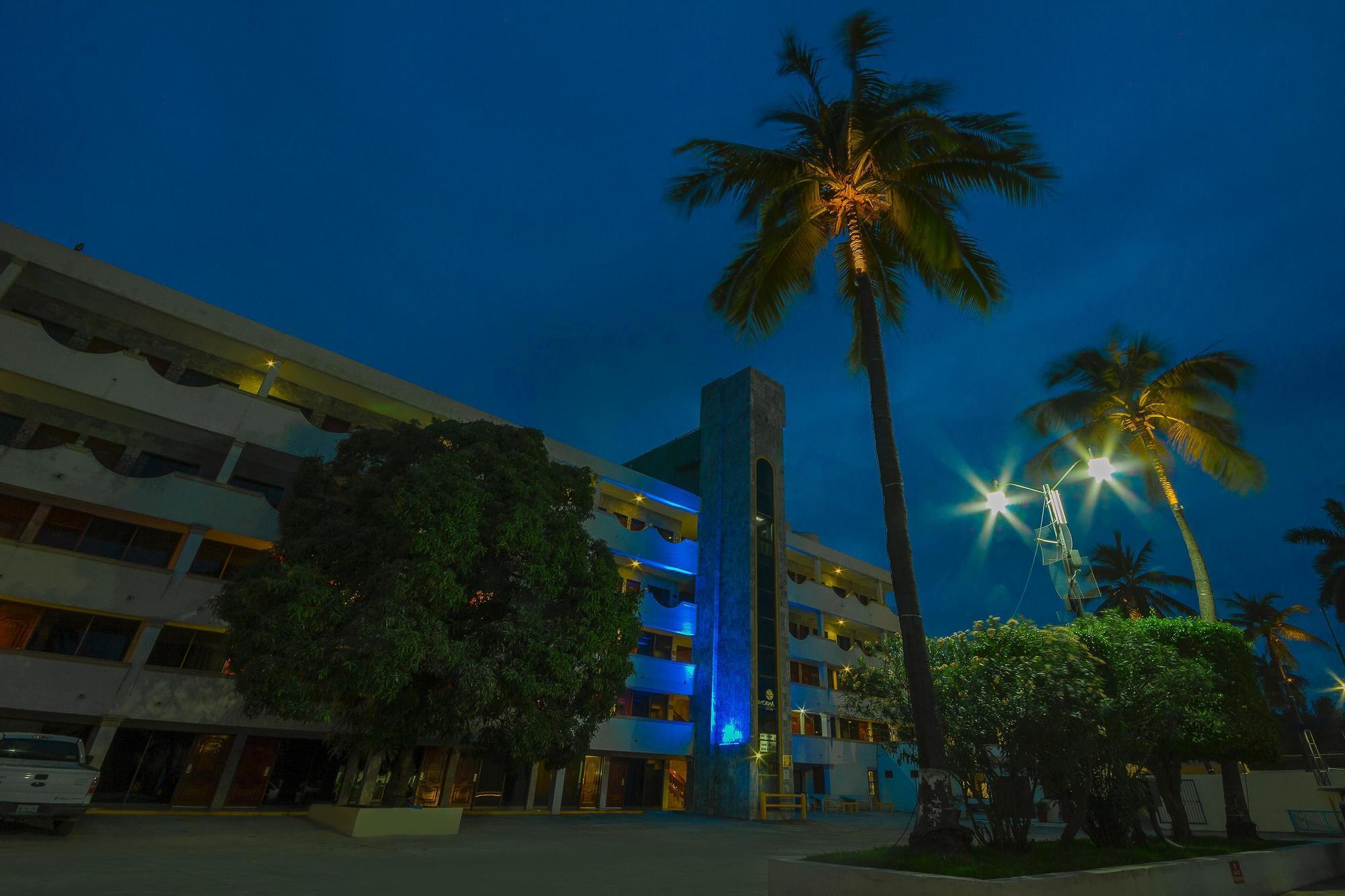 Hotel San Antonio Tampico Exterior photo